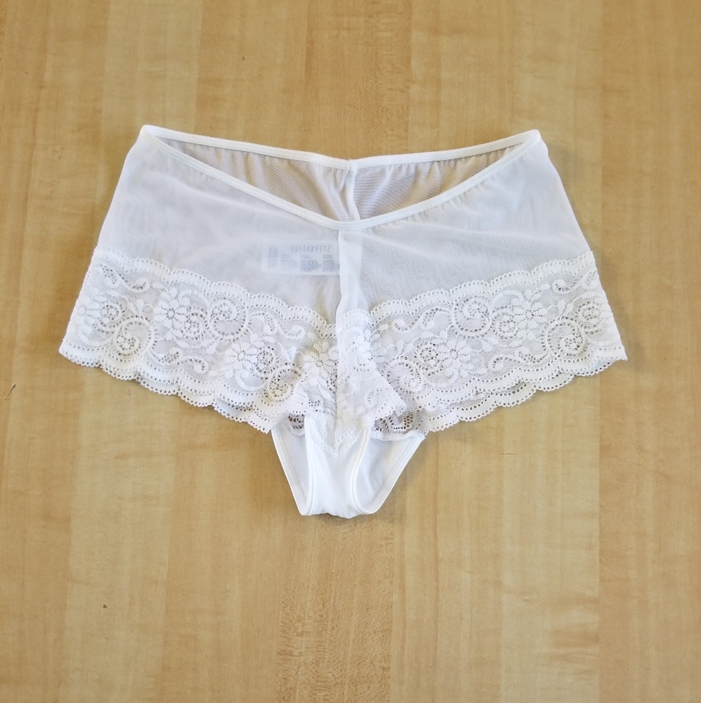 Vassarette Womens White Underwear Size 6
